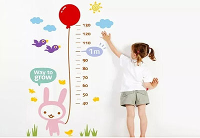 嬰幼兒智能體檢儀生產廠家對於孩子的發展作為家長必須科學地對待